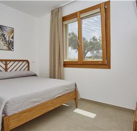 4 bedroom villa with pool, Castellammare del Golfo, sleeps 8-9